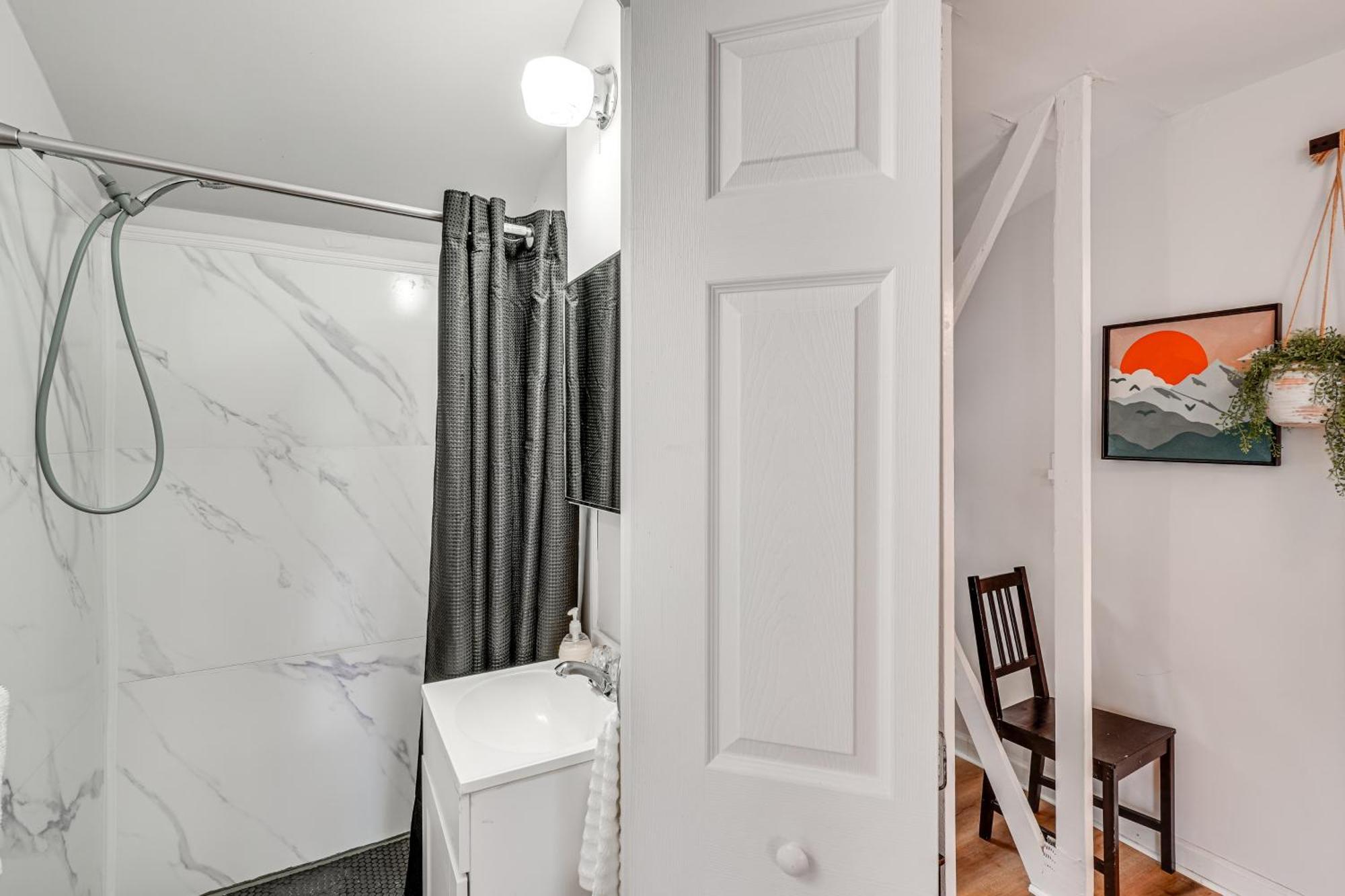 Epic Brunswick Apartment, Deck With Private Hot Tub! Εξωτερικό φωτογραφία
