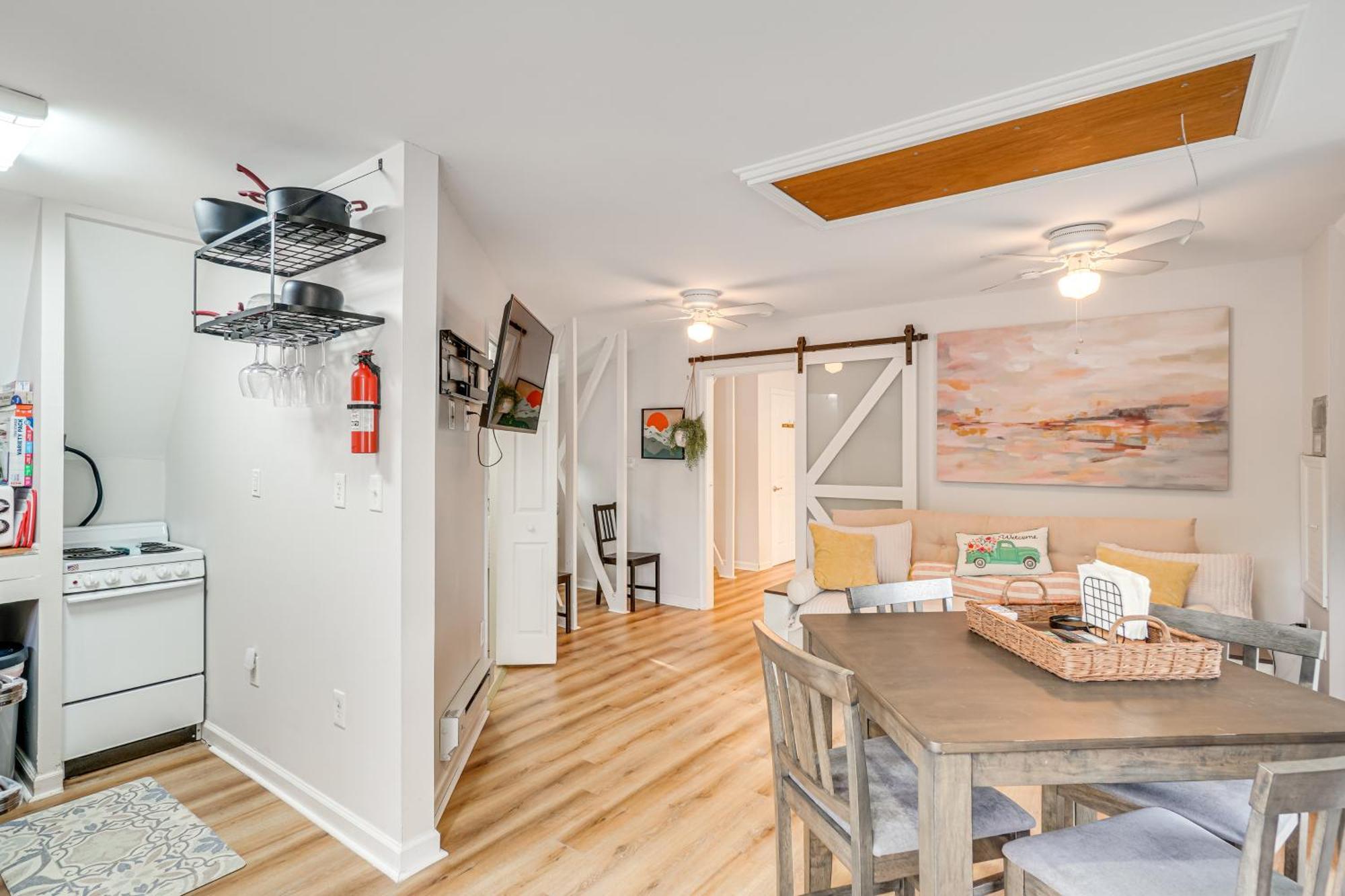 Epic Brunswick Apartment, Deck With Private Hot Tub! Εξωτερικό φωτογραφία